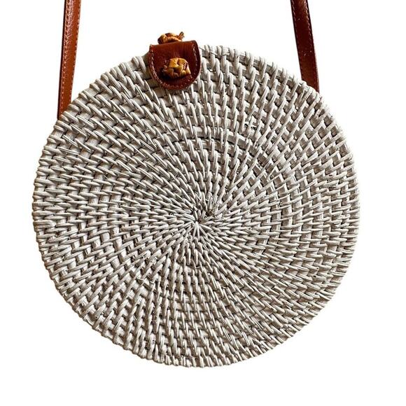 Handcrafted White Round Rattan Purse Leather Strap Crossbody Canteen‎ Boho Chic - Picture 14 of 14